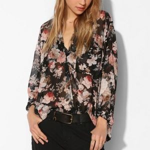UO x GLAMOROUS Floral Chiffon Button-Down Blouse